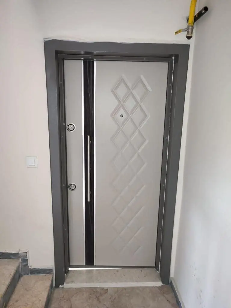 Çelik kapı montajı